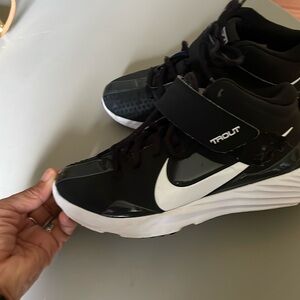 Nike Kids' Force Trout 7 Turf Baseball Shoes